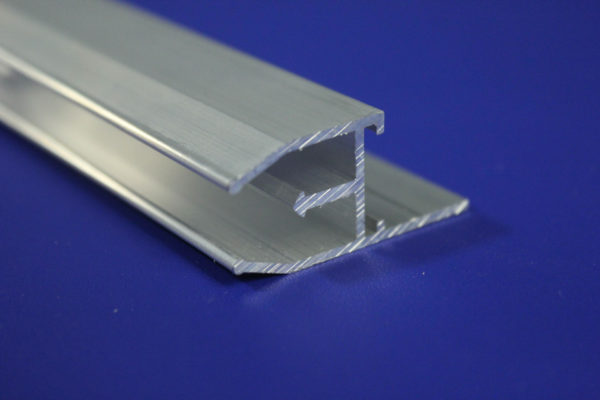 Профиль разделительный алюминиевый вертикальный СП2М 2,5м